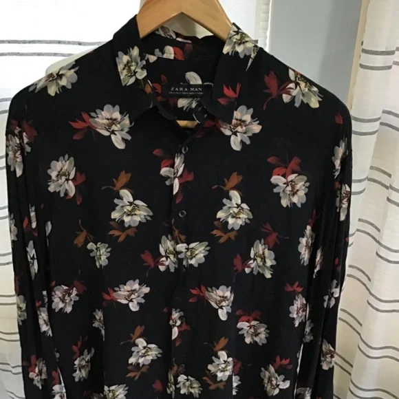 Zara Men Size Med Black Button Up Collard Dress Shirt Floral Hawaii Lightweight - Picture 2 of 10